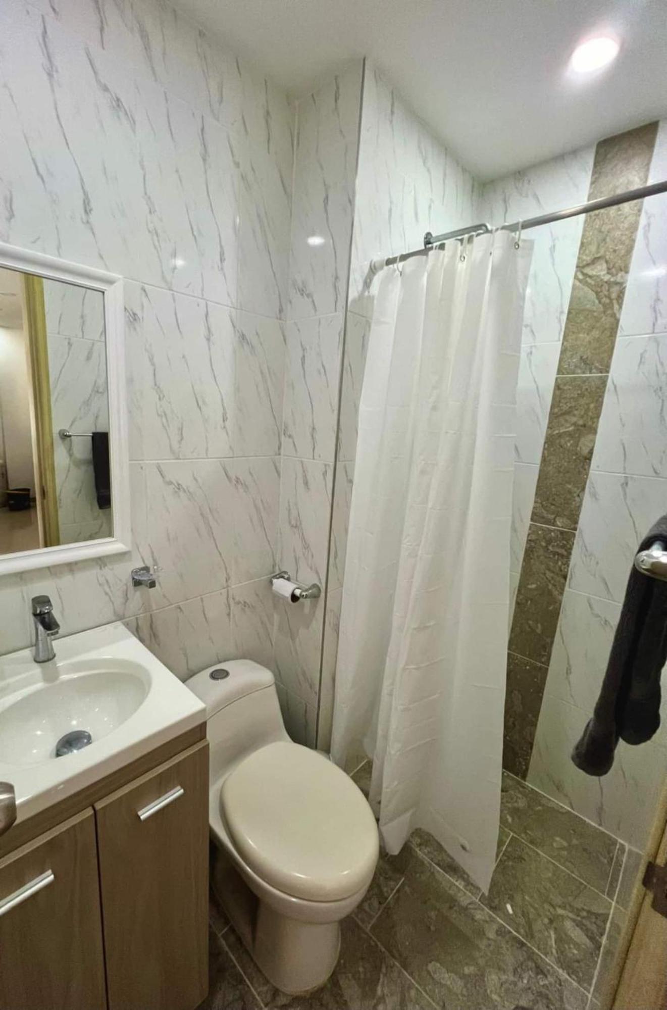 Mountain View Pool & Slide Ac 5min To Town Apartment Santa Fe de Antioquia