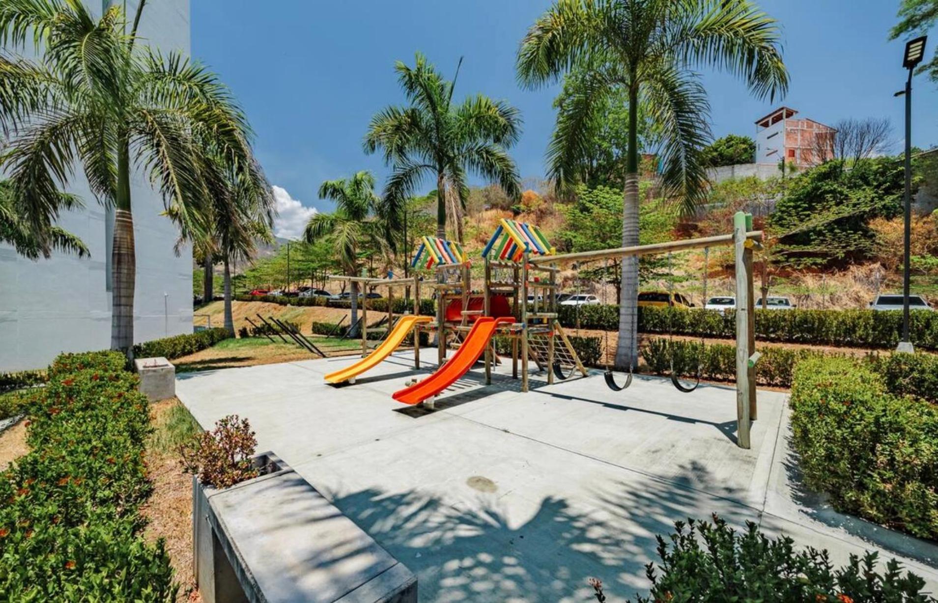 Mountain View Pool & Slide Ac 5min To Town Appartement *